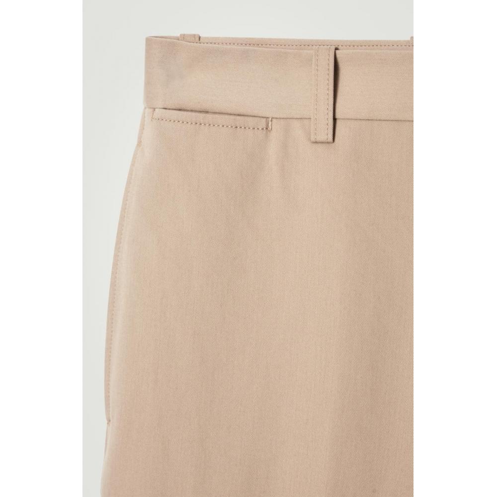 COS Japan Relaxed Fit Tapered Chinos