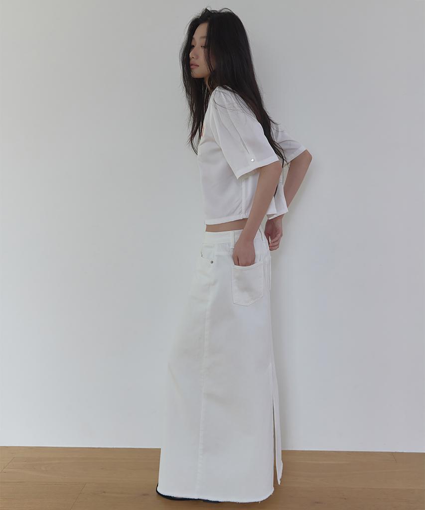 Lonkeu Slit Denim Maxi Skirt (White)