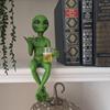 Miniature Drinking Beer Alien Figurine Tabletop Decors For Home And Garden Resins Craft Sitting Statue Ornament Gift