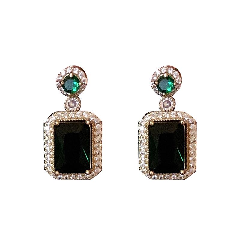 Vintage Silver Needle Zircon Emerald Earrings & Necklace Set: Elegant Artificial Crystal Stud Earrings with Luxury Clavicle Chain for Women