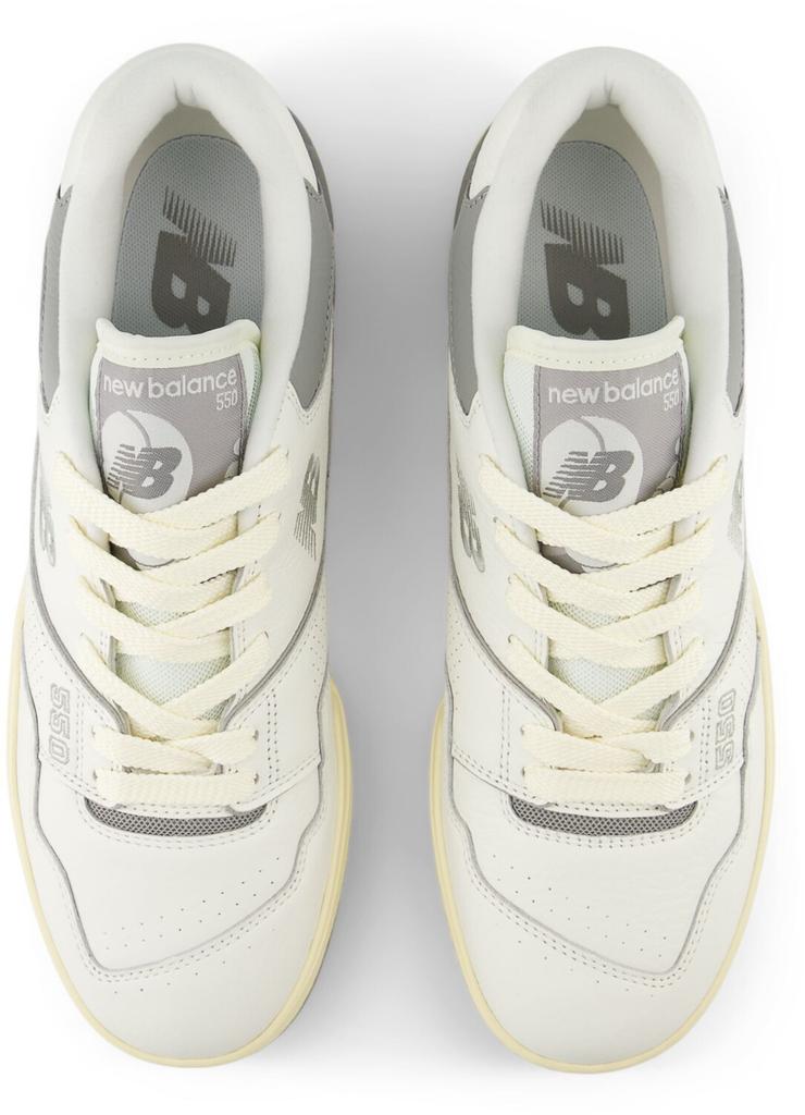 Кроссовки New Balance 550 цвета морской соли с серым и кальциевым покрытием