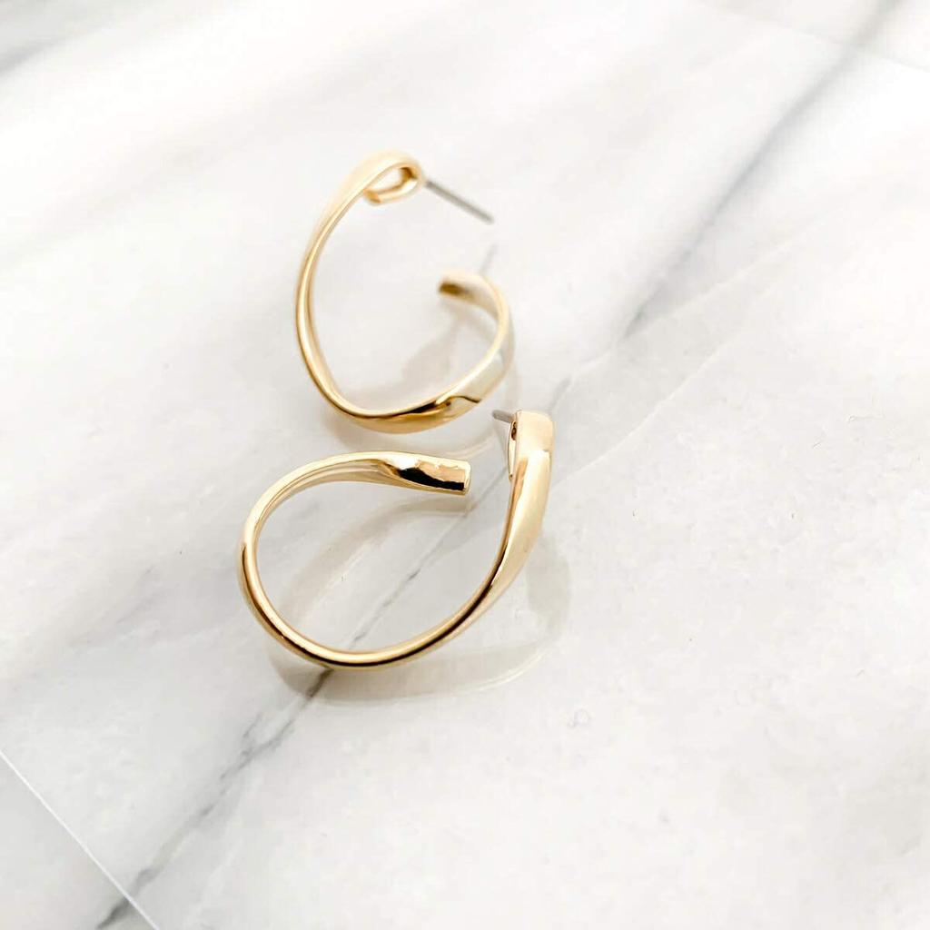 [Naot Schmuck] Damen Gold Creolen, Hypoallergen, Kainari Creolen mit Stecker