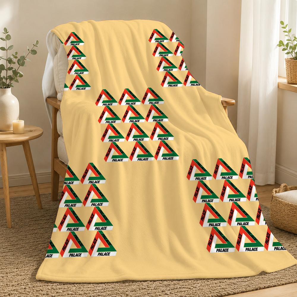 Palace Skateboards Fashion Throw 240g flannel blanket, suitable for sofas, beds, offices, exquisite gift blankets 75X95CM