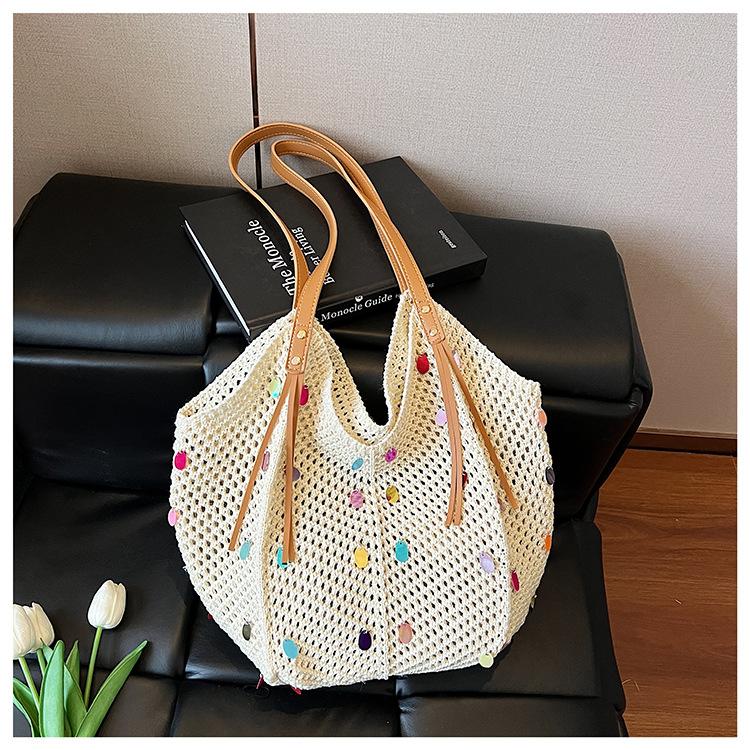 

Knitted bag women s new lazy wind shoulder bag large capacity tote leisure vacation handbag білий