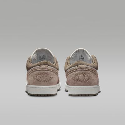Men's Sneakers Nike Jordan 1 Low Olive Grey Enigma Stone Olive Grey/Summit White/Pale Ivory/Enigma Stone