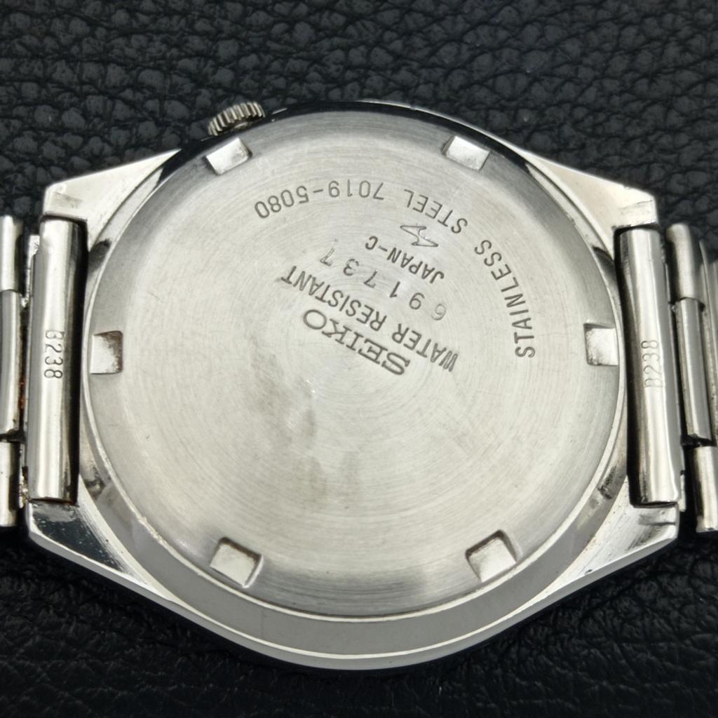 GENUINE VINTAGE SEIKO 5 AUTOMATIC JAPAN 7019A MENS BLUE DIAL WATCH a702399-5 R124-a702399