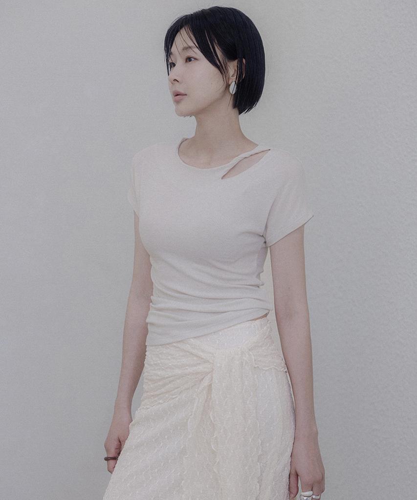 Memua Ring Twist Cap Sleeve T-Shirt