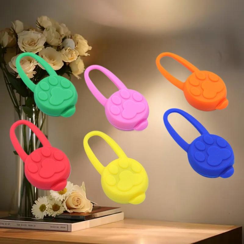 LED Night Light Pendant for Dogs Glowing Dog Tag Anti-Lost Safety Light Outdoor Night Walking Dog Collar Accessory