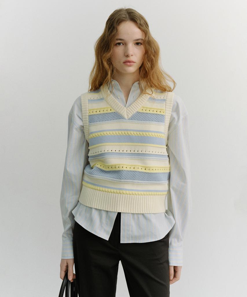 Deonseuteu Unisex Crafted Striped Knit Vest_Udsw6B123_Cream / Soft Blue