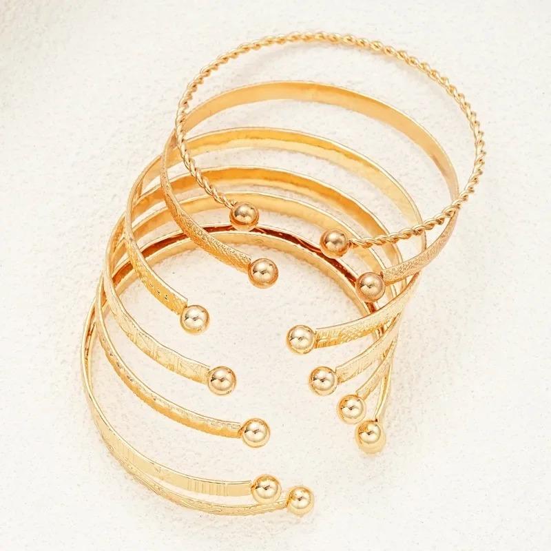 7 Pcs/Set Punk Gold Color Bracelets for Women Simple Streetwear Goth Heart Prints Metal Design Open Bangle Fashion Jewelry Gifts