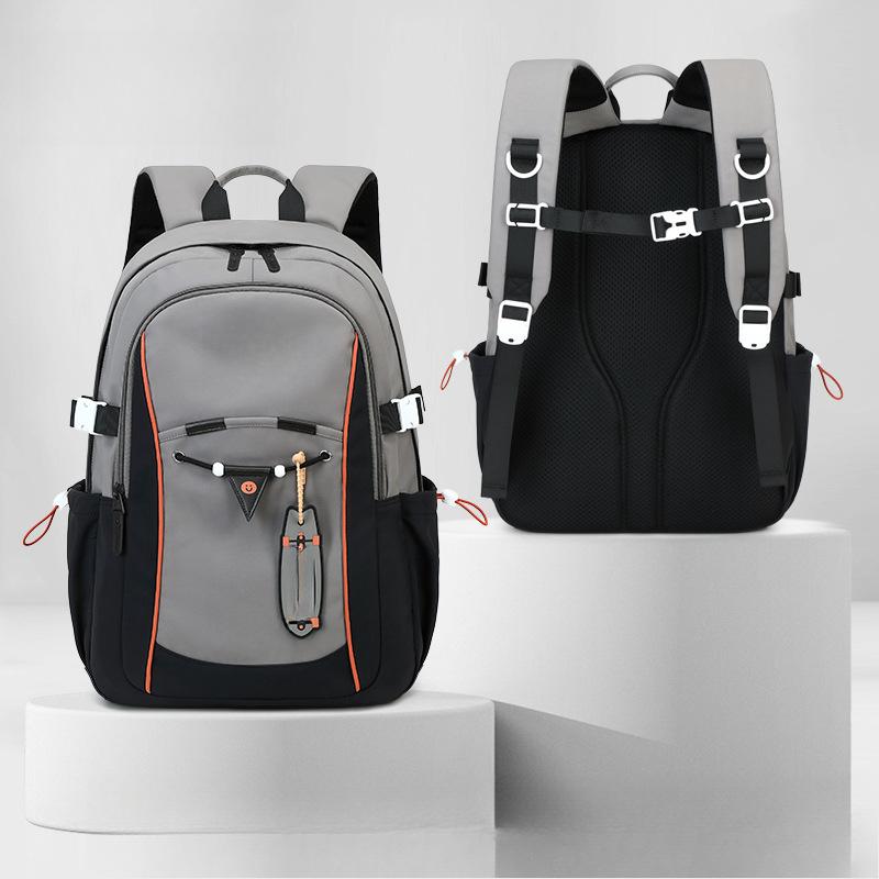 A Large-capacity Backrest Backpack for Girls In Grades Three To Six of Primary School To Protect The Spine and Reduce The Burden