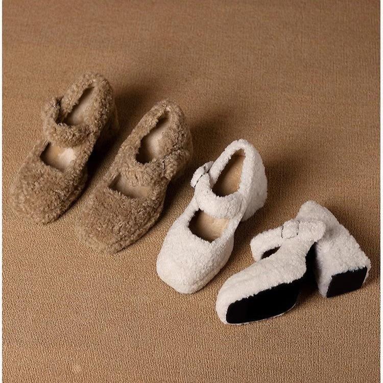 Chaussures en peluche pour femmes, vêtements d'extérieur d'automne et d'hiver, talons hauts français, chaussures Mary Jane douces