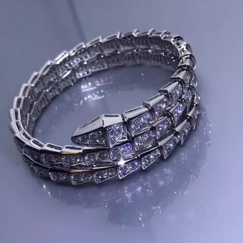 925 Silber CNC Voll Diamant Geister Schlange Armband Leichter Luxus Stil Chalcedon Fritillary Feder Lebender Mund Armband