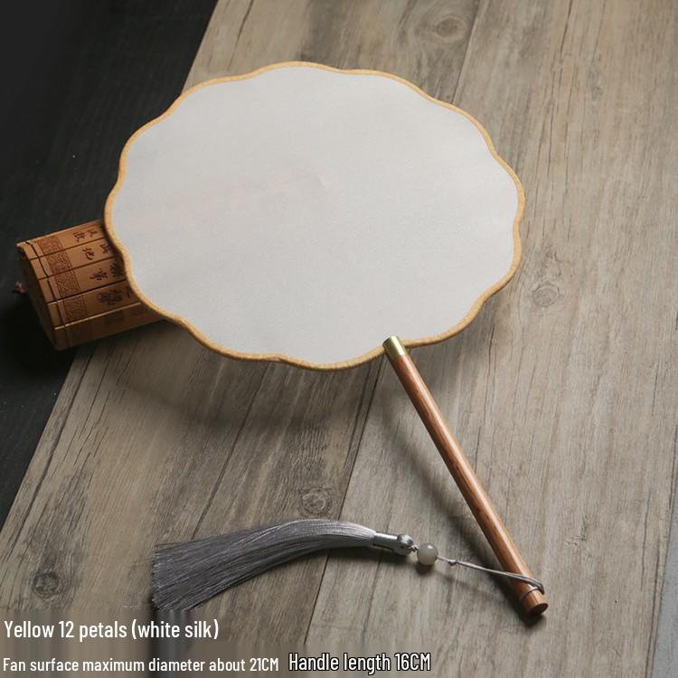 Vintage Silk Hand-Painted Gongbi Fan - Classic Chinese Round Palace Design