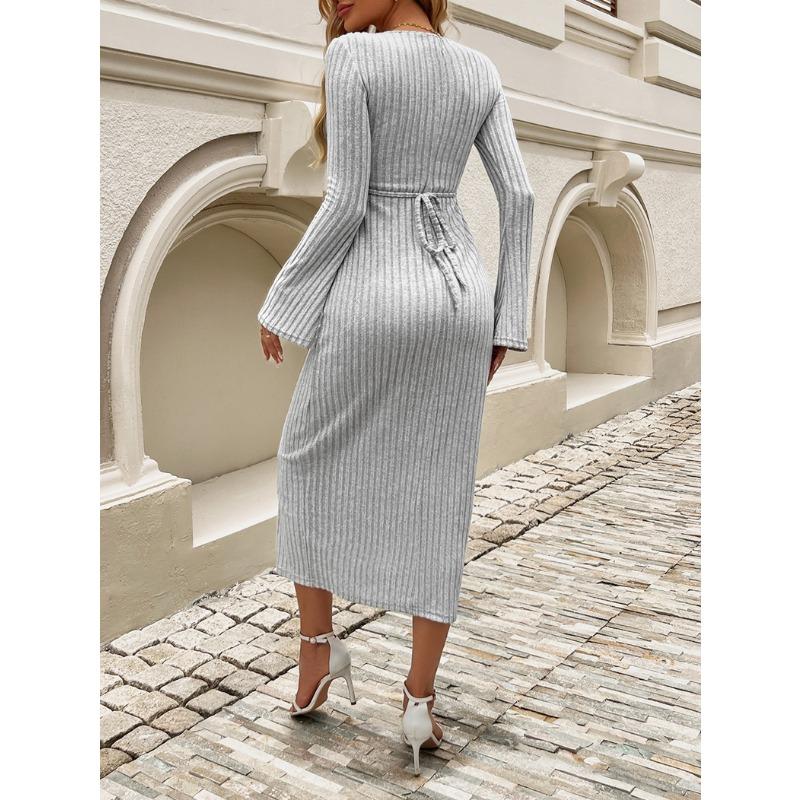 Women's Waist-closing V-neck Long-sleeved Hip-covered Dress