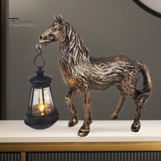 Patio Resin Decoration Solar Garden Horse Figurine Sculpture with Lantern Animal Desktop Retro Statue for Farmhouse Home Indoor Outdoor Decor Yard Art