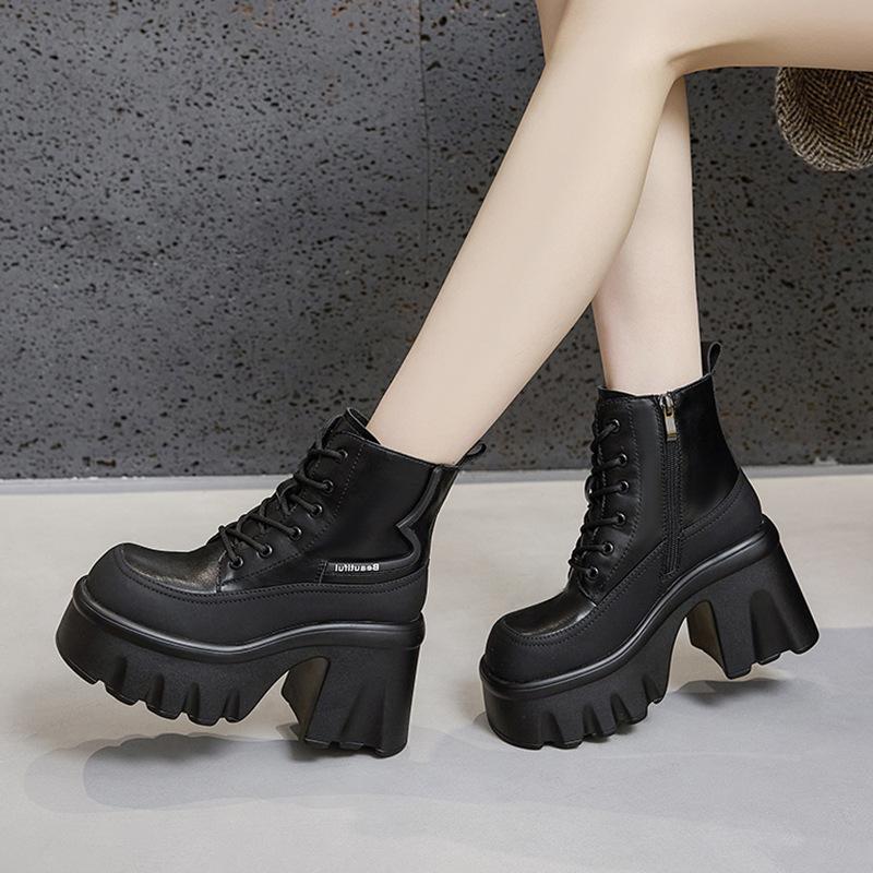 Dicksohlige Martin-Stiefel für Damen Herbst und Winter 2025 neue hochhackige dickabsatzige innen erhöhende mittelhohe Schaftstiefel Muffin vielseitig t