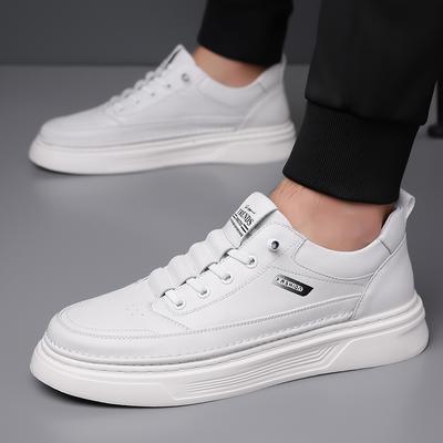 Luxusmarke Leder Skateboard Schuhe Neues Design Mann Oxford Schuhe Vielseitige Herren Sneakers Outdoor Casual Sportschuhe Männer