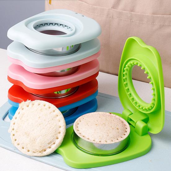 Yousheng Sandwich Cutter And Sealer Portable Sandwiches Maker Pocket Bread Mold Bento Box Tool for Kids Lunch