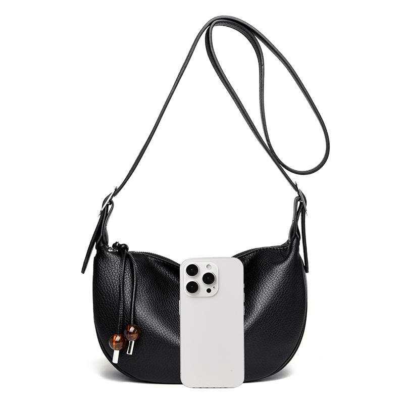 A Simple and Stylish Women's Shoulder Bag,A Fashionable Crossbody Bag, Suitable for Daily Use,Shopping, Commuting, and Multi Compartment Shoulder Bags