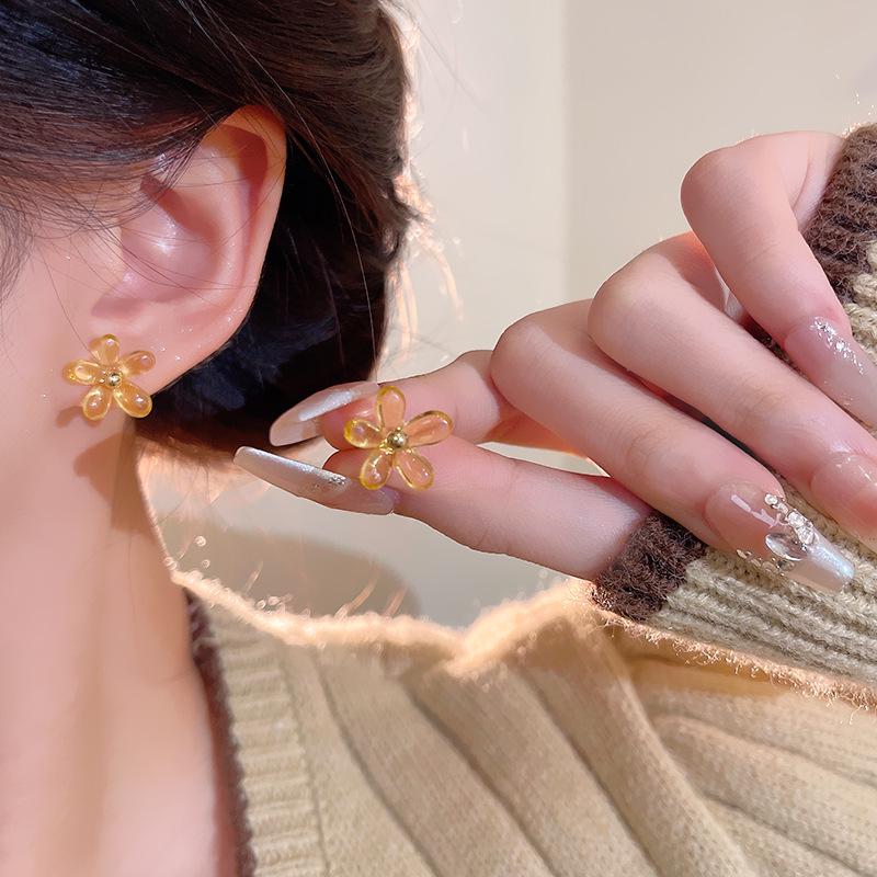 Brincos de Zircônia de Borboleta: Luxuoso, Versátil, Tendência Outono/Inverno