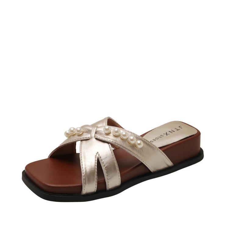 Wedge heel beaded cool slippers women's summer wear new with skirt flat bottom comfortable leisure holiday cool slippers