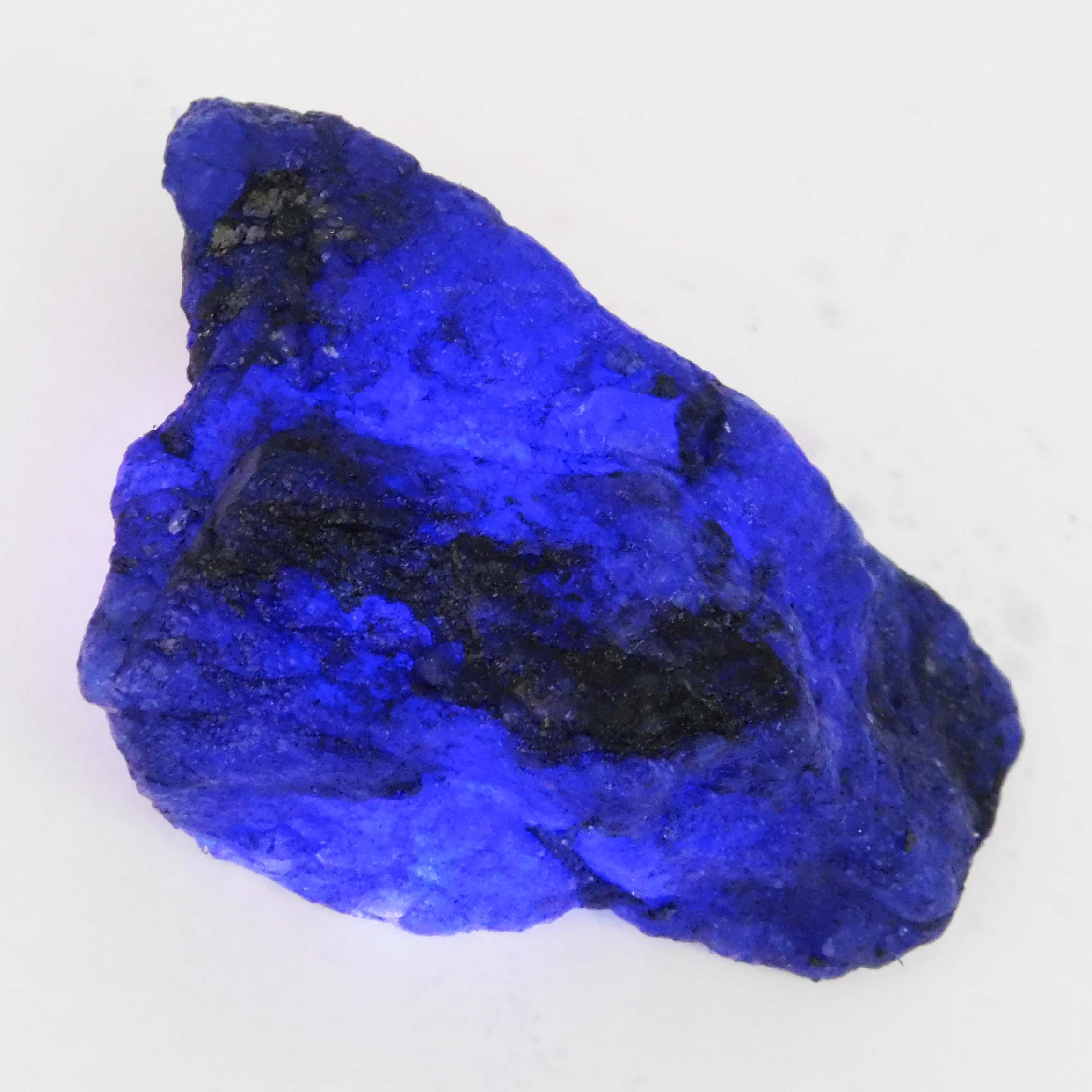 

Natural Blue Sapphire 45.2ct Rough Certified Loose Gemstone 64.4 mm approx синій