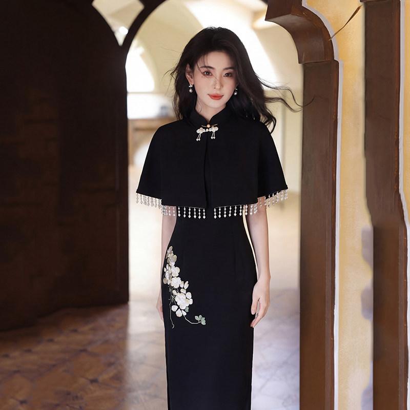 Embroidery black sleeveless new Chinese long improved cheongsam 1011 new young women's shawl high-end dress