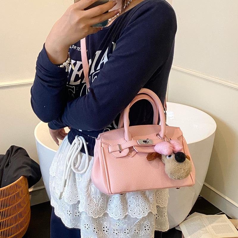 Handbag Women's New Fashion Shoulder Messenger Bag