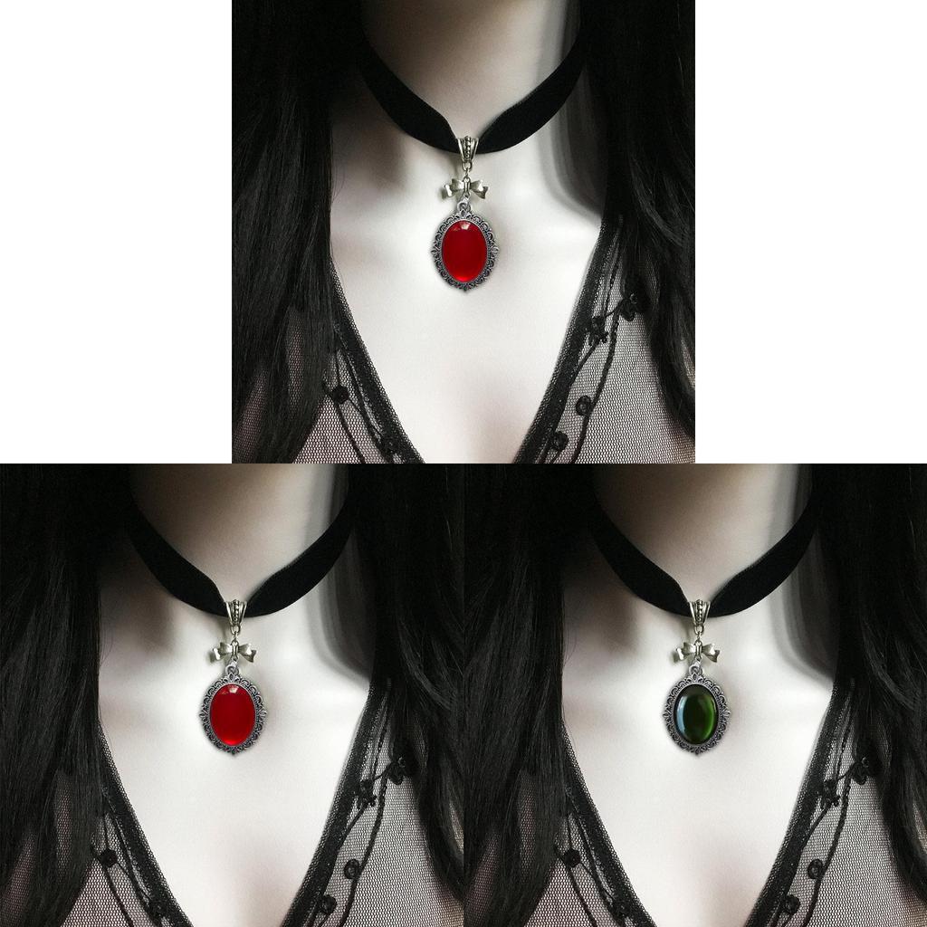 Classic Retro Velvet Waterdrop Pendant Necklace With Alloy Animal Charm For Women