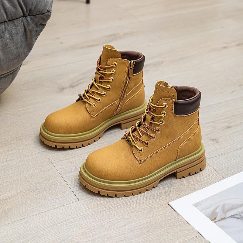 Couple rhubarb boots women's new hollowed-out breathable tooling short boots small size thick-soled inner height-increasing mountaineering boots men