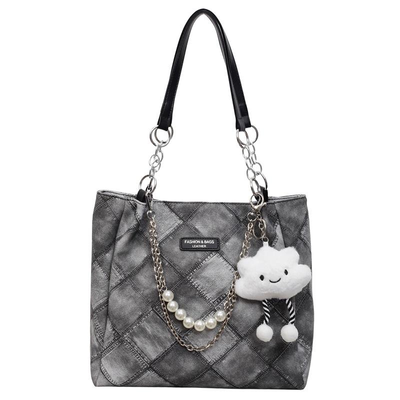 Large-capacity bag women's new autumn and winter versatile shoulder bag, high-end commuter tote bag
