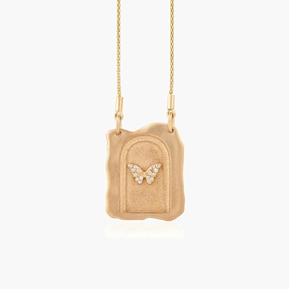

Retro Irregular Elements Tarot Necklace Butterfly Rebirth Gate Diamond Pendant Design Sense Gold-Plated Jewelry