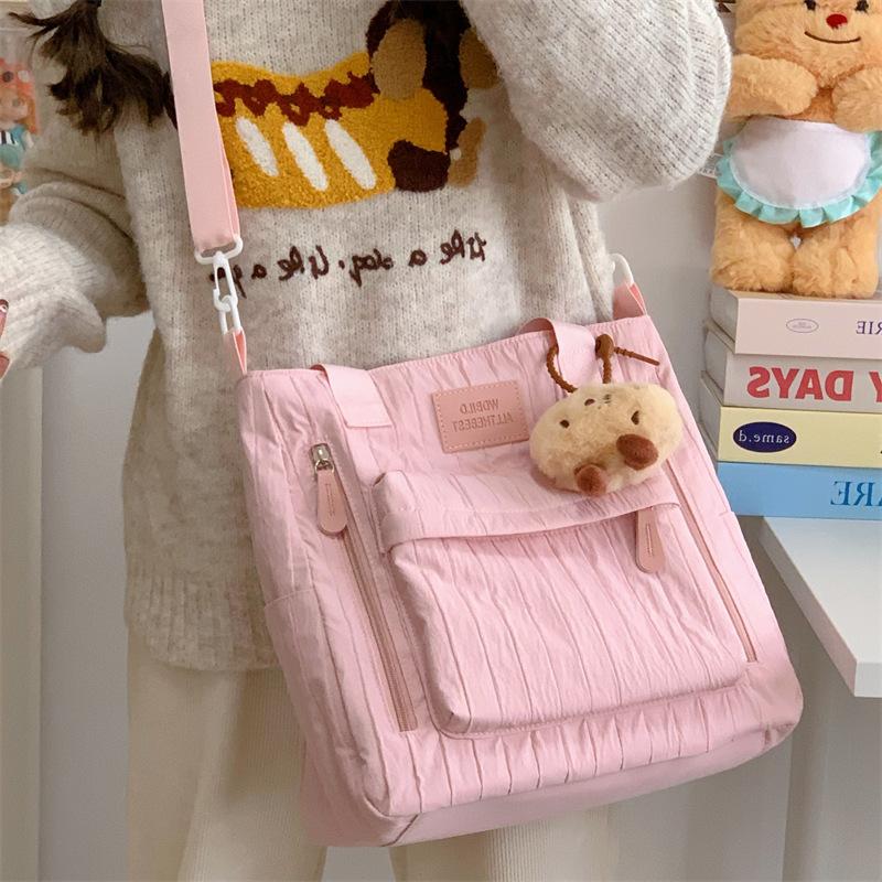 Light and casual large-capacity messenger bag, fresh and sweet foreign shoulder bag, student tutoring handbag in class