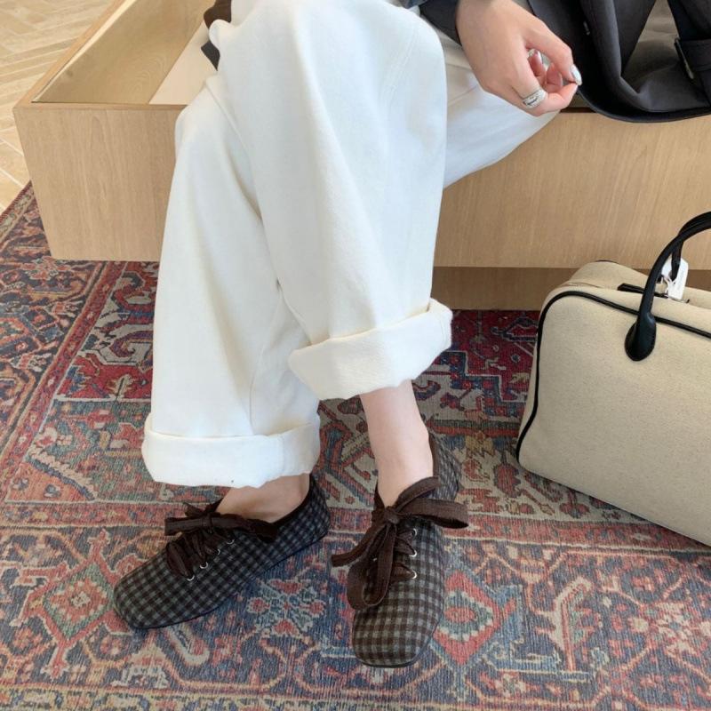Retro Korean Version Fashion Square Head Single Shoes Women's Shoes Autumn 2025 New Versatile Lace-up Flat Casual Shoes