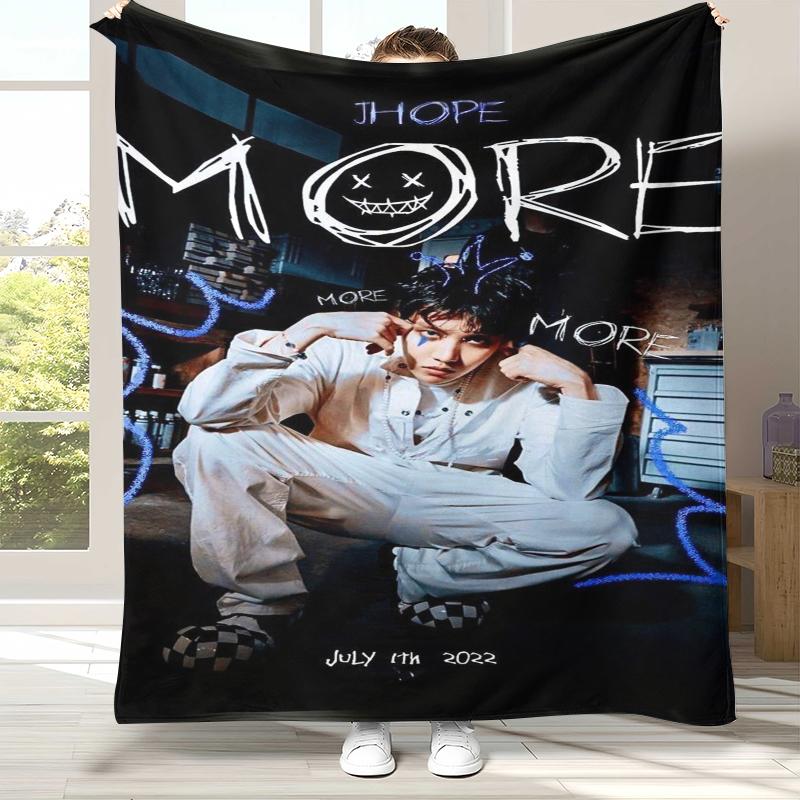 Jung Hoseok J Hope Kpop B-BTS Flanelldecke, Ultraweiche Warme Plüschdecke für Zuhause Schlafzimmer Bett Sofa Abdeckung Büro Camping Geschenk