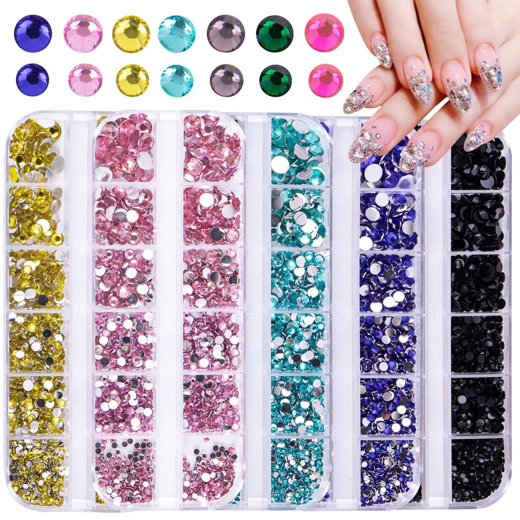 12-Fächer-Box mit gemischten Acrylharz-Strasssteinen mit flachem Boden für DIY Bären-Nagelkunst