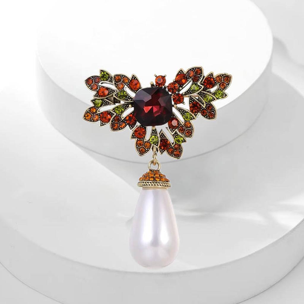 Elegant Vintage Pearl And Green Ruby Brooch Adornment With Alloy Setting For Formal Events And Fashionable Outfits