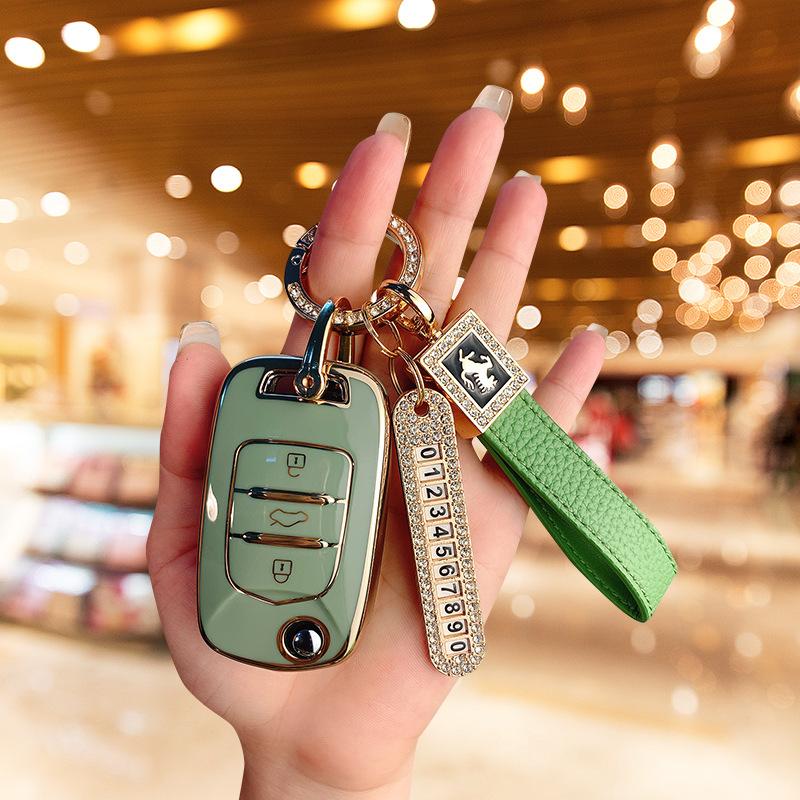 Applicable to Wuling Hongguang miniev/nano/s3/plus car key set, high-end buckle journey 730 shell men and women