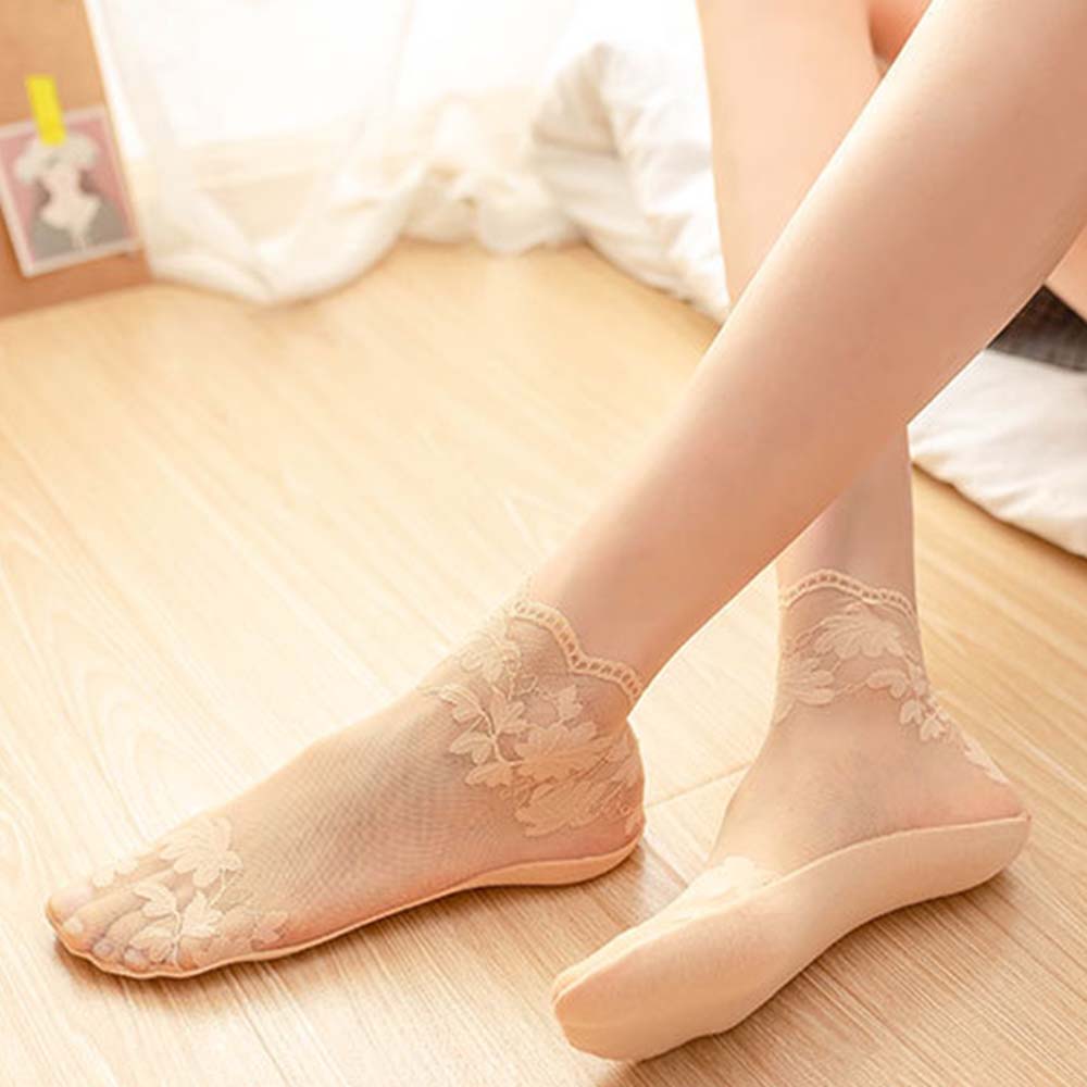 Spring and summer Accessories Lace Women Mesh hosiery Shallow mouth Boat socks Leaves socks