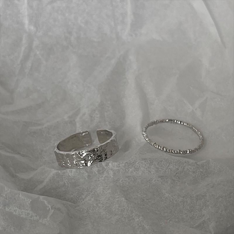 Fashionable 925 Sterling Silver Ring With Distinctive Geometric Shape And Unique Texture For Elegance Everyday