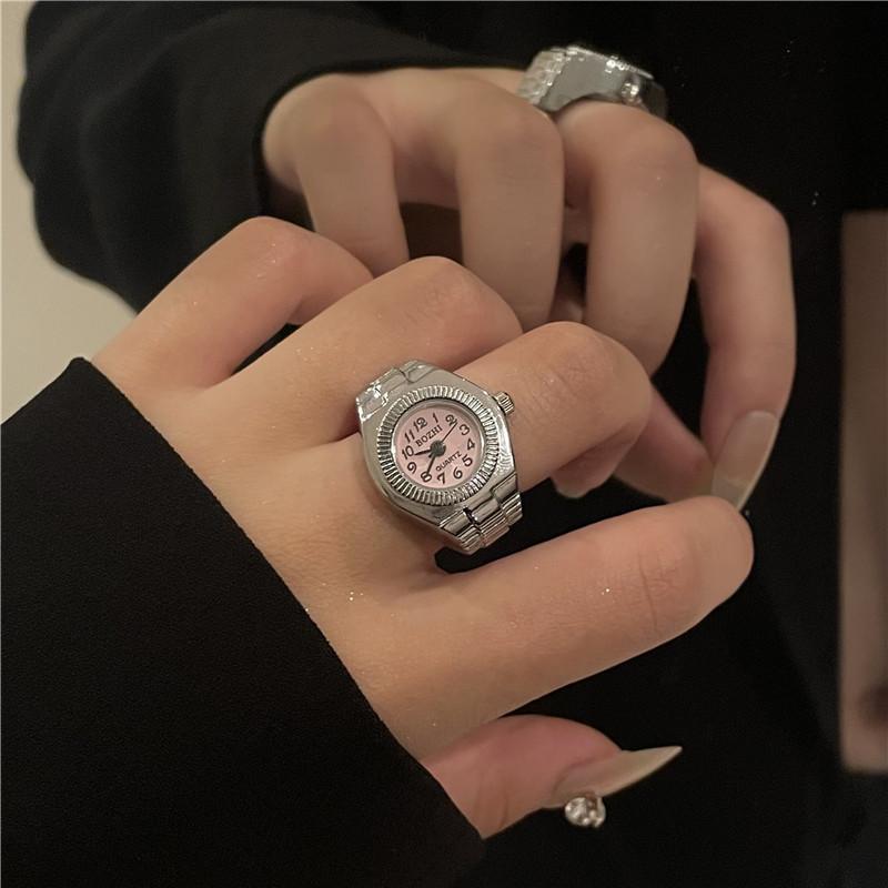 Creative Alloy Vintage Y2K Finger Watch Rings for Women Men Elastic Stretchy Roman Quartz Mini Watches Rings Punk Anillos Gift