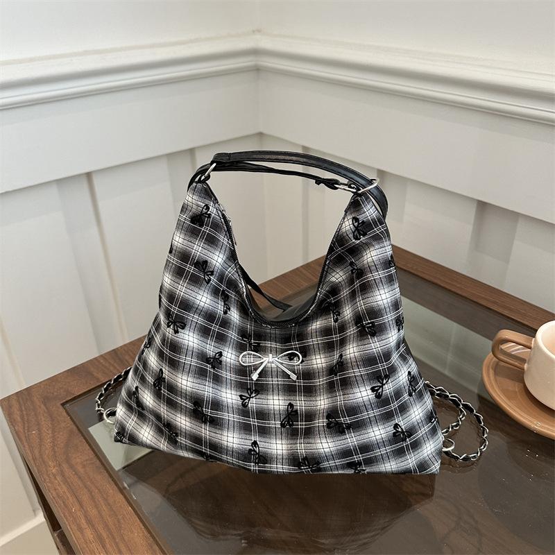 Korean version of foreign style plaid chain casual shoulder bag 2025 autumn and winter new bow messenger tote bag backpack