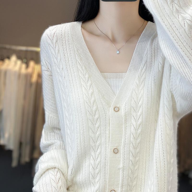 V-neck Twisted Floral Cardigan for Women In Autumn and Winter Loose Long-sleeved Knitted Cardigan for Sweater Jacket Top