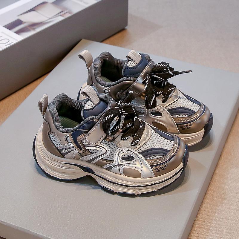 Children's sports shoes 2025 spring new girls fashion dad shoes fashion soft sole middle and older girls running shoes