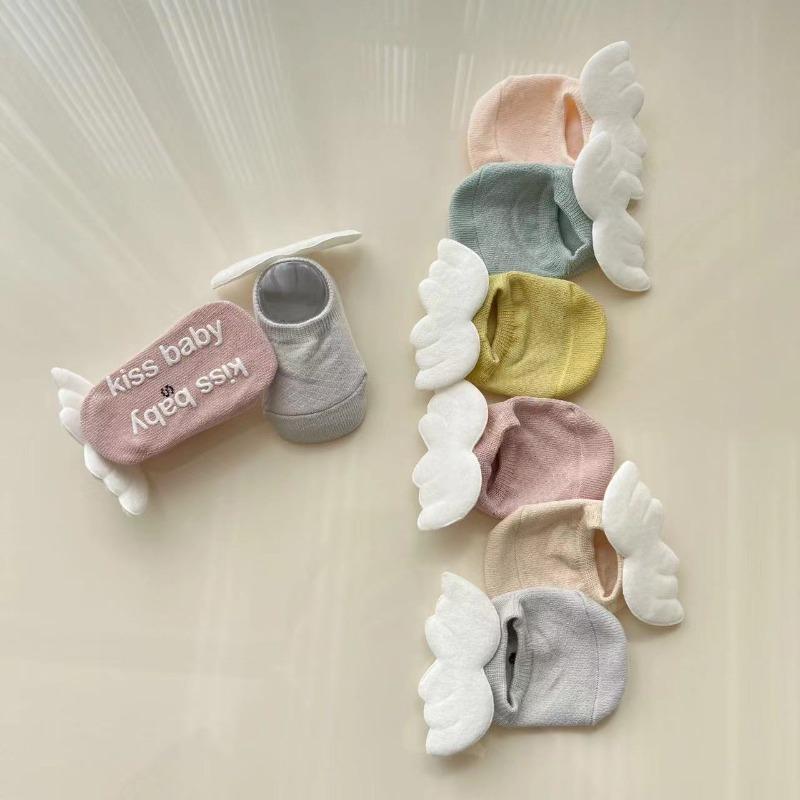 Chaussettes Ailes d'Ange pour Bébés Garçons Coton Élastique Couleur Unie Chaussettes Nouveau-nés Filles Printemps Été Antidérapantes Sol Coupe Basse pour