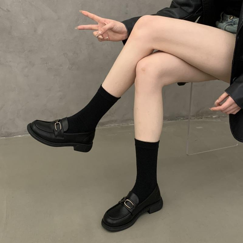 

Small leather shoes women s new versatile women s black retro women s shoes 40 чёрный