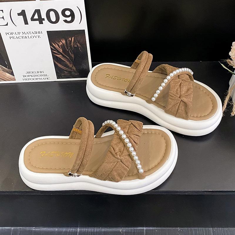 Beautiful fashion cool slippers summer new wear comfortable dual-purpose beach with skirt cool slippers women