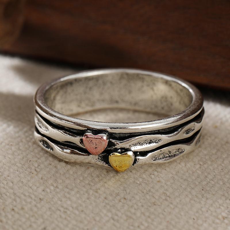 Vintage Hand Carved Heart Women's Ring Three Color Metal Geometry Daily Wear Party Jewelry Anniversary Gift
