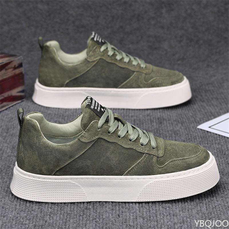 Men's Spring New Soft Soled Lightweight Breathable Comfortable Color Blocked Board Shoes Versatile Fashion Casual Sports Shoes